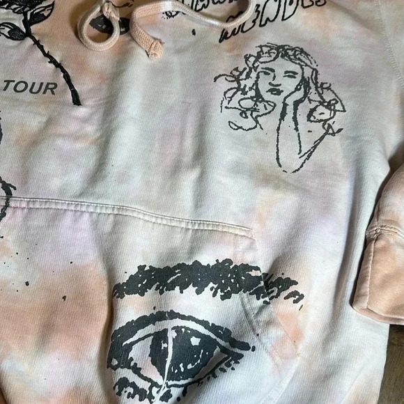 SHAWN MENDES EMBROIDERED MERCH THE TOUR CONCERT PULLOVER SWEATSHIRT MED - Picture 6 of 12